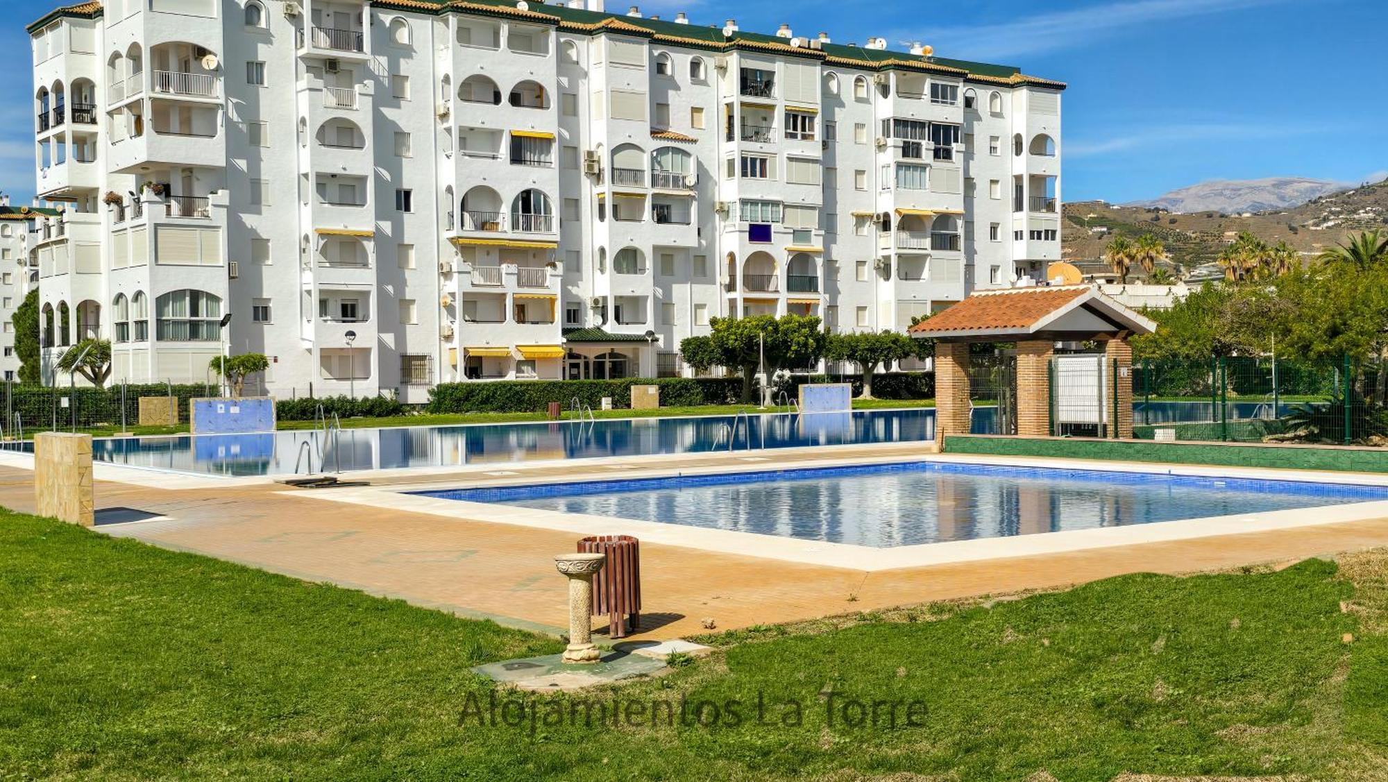 Laguna Beach Paradise - Alojamientos La Torre Torrox Exterior photo